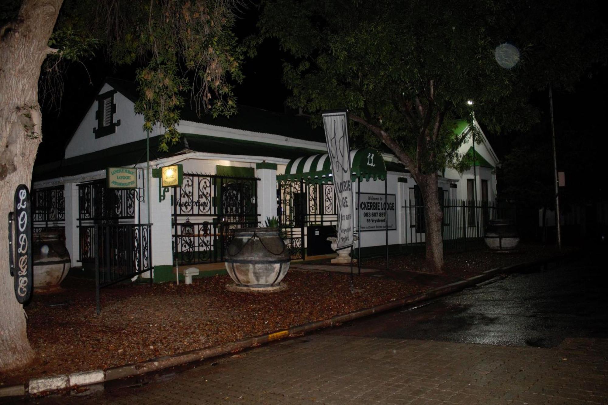 Lockerbie Lodge Vryburg Exterior photo